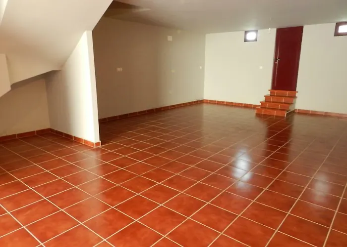 Adosado 度假居 *